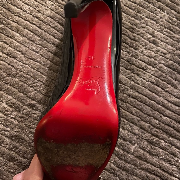 Authentic Christian louboutin black patent pumps - Picture 3 of 4